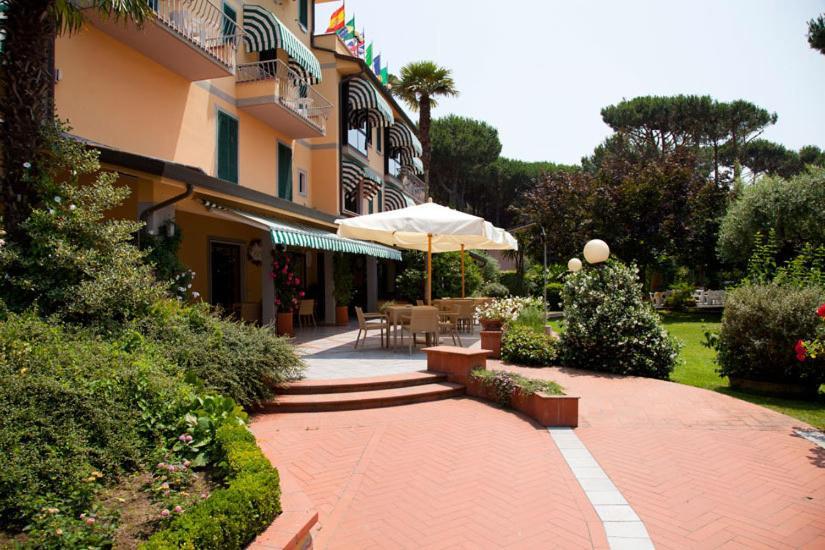 Hotel Gemma Del Mare Marina di Pietrasanta Exterior photo