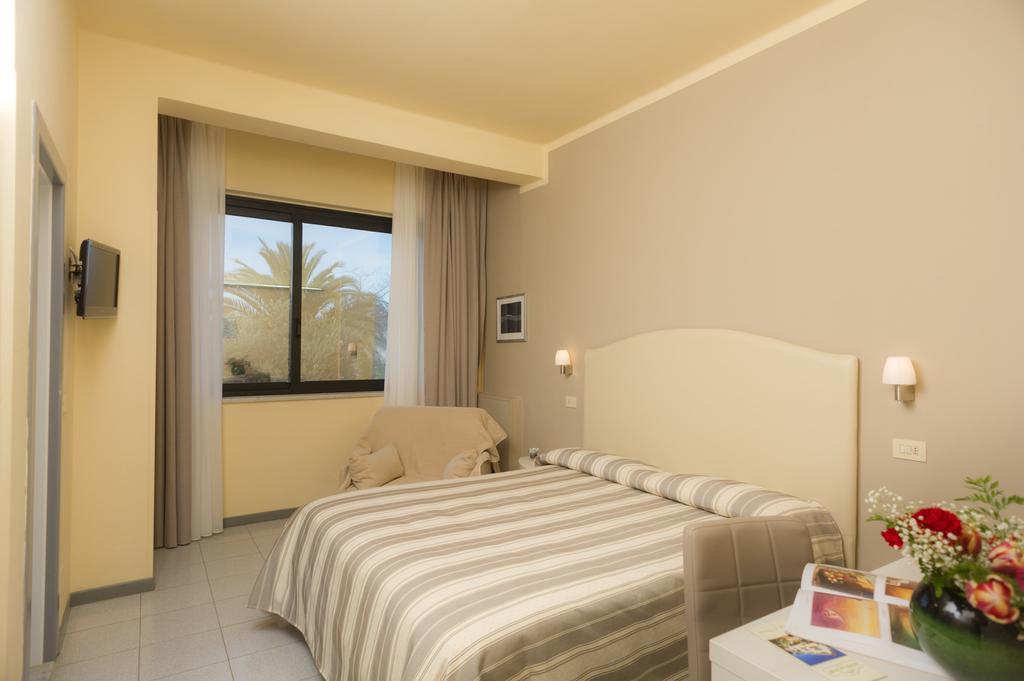 Hotel Gemma Del Mare Marina di Pietrasanta Exterior photo