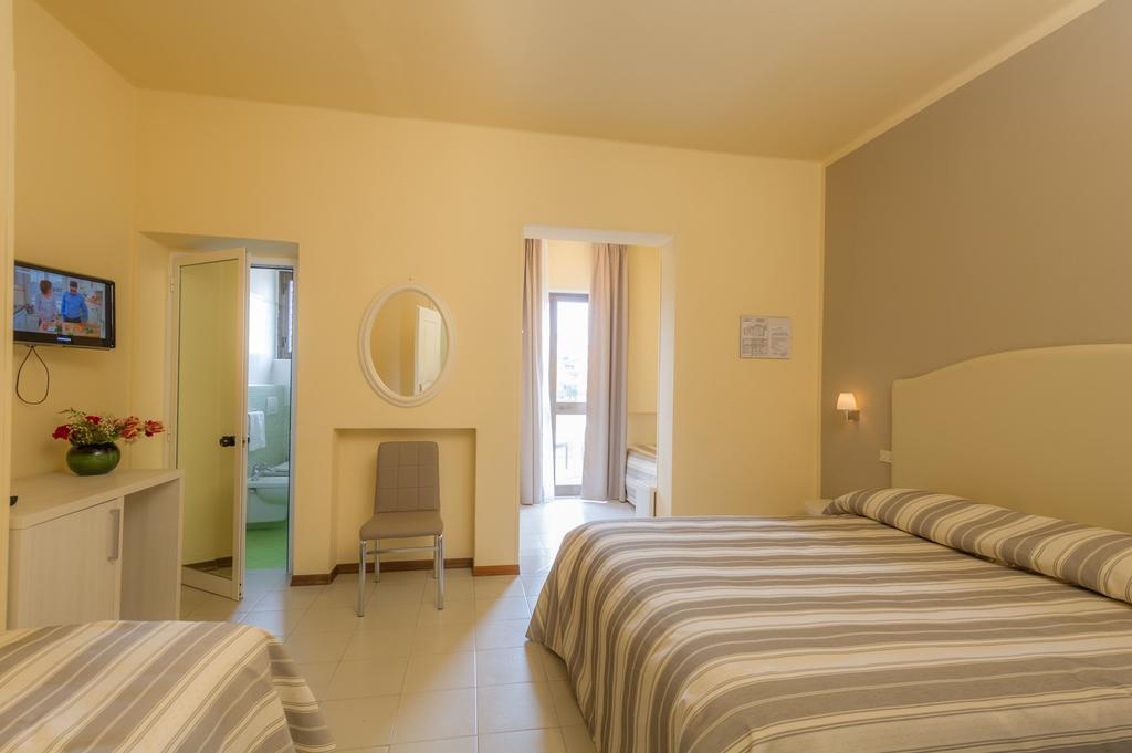 Hotel Gemma Del Mare Marina di Pietrasanta Exterior photo
