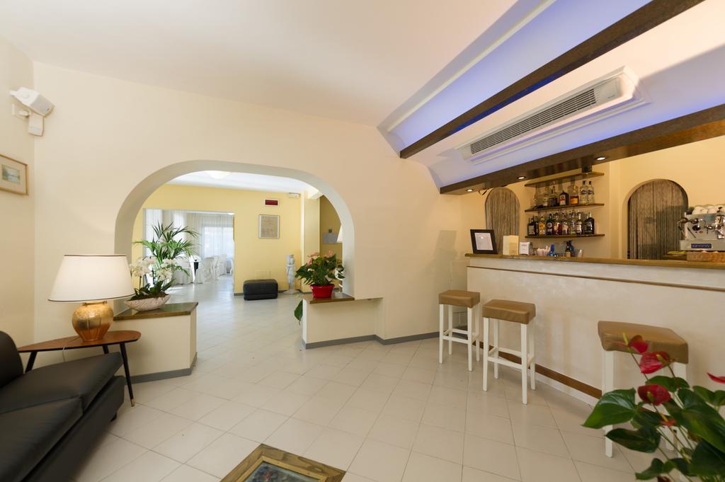 Hotel Gemma Del Mare Marina di Pietrasanta Exterior photo